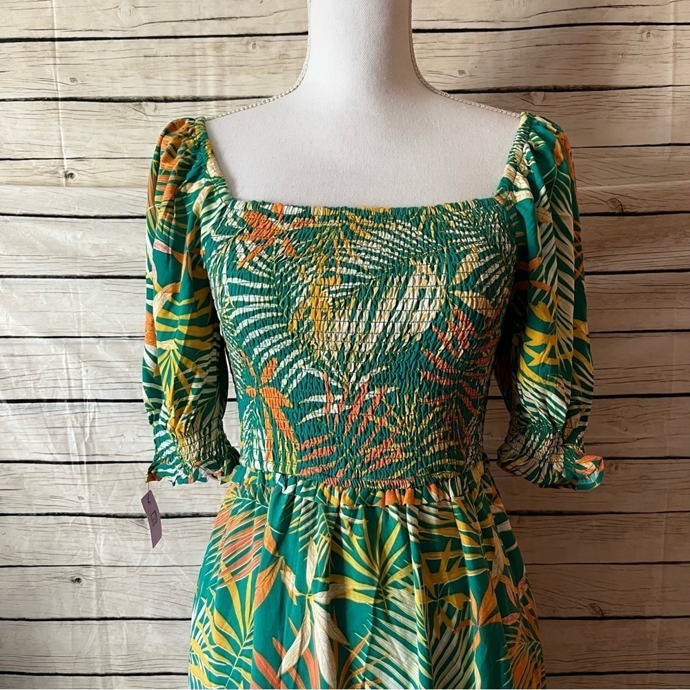 BETSEY JOHNSON Smocked Maxi Dress in Green Tropical Leaf Print Size X-Small - Picture 3 of 16